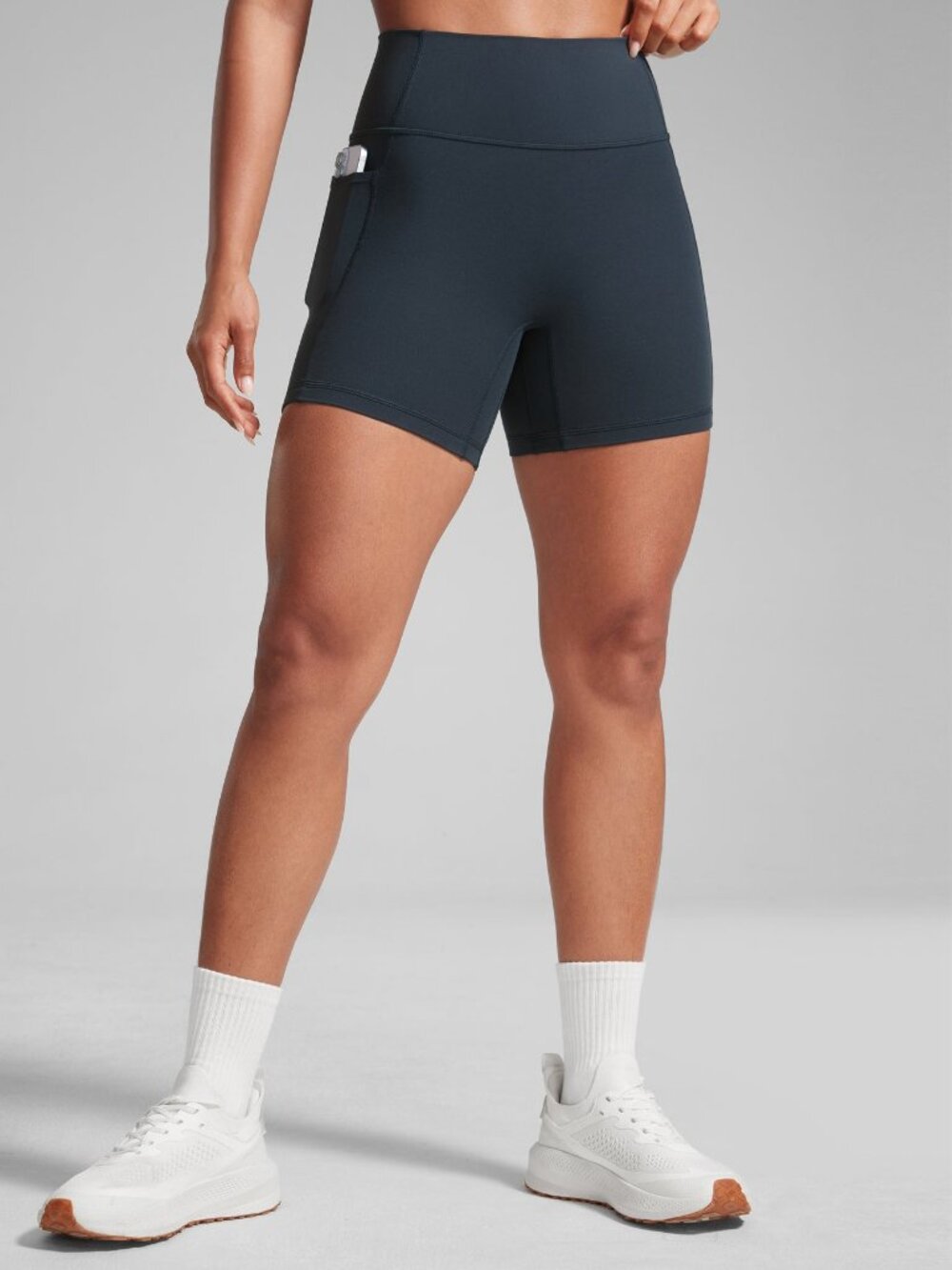 Secretsculpt™ No Front Seam Pocket Shorts 5''